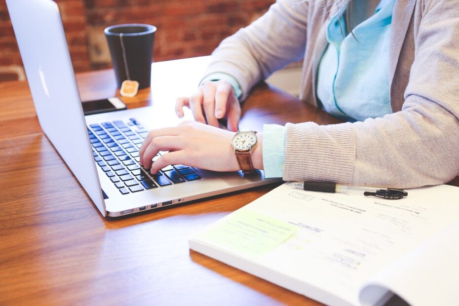 Best-Content-Writers-To-Hire-On-Fiverr